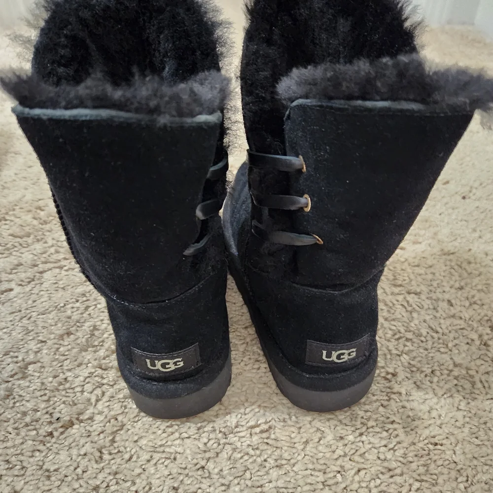 Ugg Australia Constantine Black Lace Boots Size 5 - Picture 5 of 5